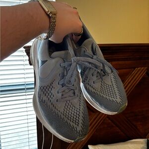 Nike Women's Blue Pegasus Running Shoes